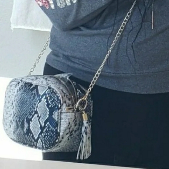 🆕️SALE!Snake Print Crossbody Messenger Bag💕 - Picture 11 of 11